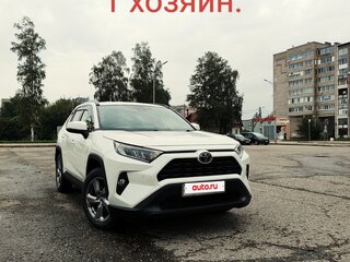2019 Toyota RAV4 V (XA50), белый, 2820000 рублей, вид 1