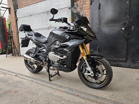 2019 BMW S 1000 XR, чёрный, 1200000 рублей, вид 3
