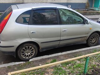 2000 Nissan Tino, серый, 300000 рублей, вид 2