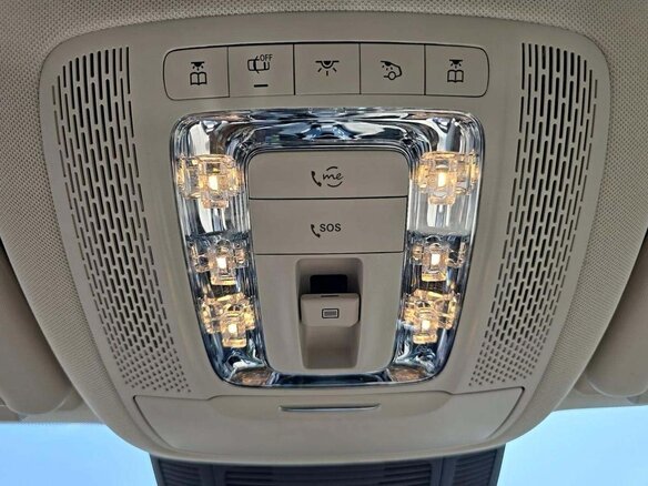 2021 Mercedes-Benz GLS 450 II (X167), серебристый, 7490000 рублей - вид 19