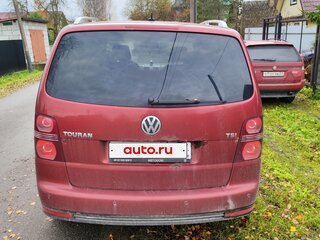 2010 Volkswagen Touran I Рестайлинг, красный, 630000 рублей, вид 5