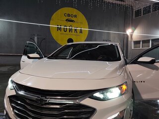 2020 Chevrolet Malibu IX Рестайлинг, белый, 1680000 рублей, вид 5