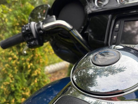 2018 Harley-Davidson Tri Glide, синий, 2550000 рублей - вид 4