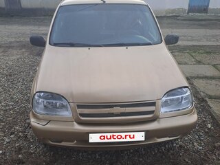 2004 Chevrolet Niva I, золотистый, 370000 рублей, вид 1