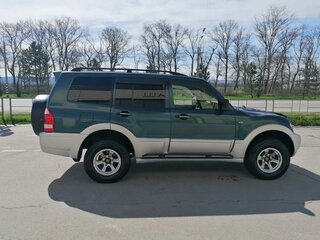 2003 Mitsubishi Pajero III Рестайлинг, зелёный, 850000 рублей, вид 2