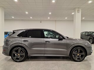 2021 Porsche Cayenne III, серый, 10070000 рублей, вид 4