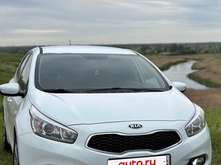 2014 Kia Ceed II, белый, 1200000 рублей, вид 3