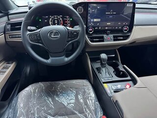 2026 Lexus ES 200 VII Рестайлинг 2, чёрный, 4400202 рублей, вид 3
