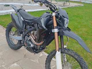 2023 BSE Z5, чёрный, 135000 рублей, вид 3