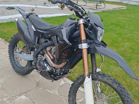 2023 BSE Z5, чёрный, 135000 рублей, вид 3