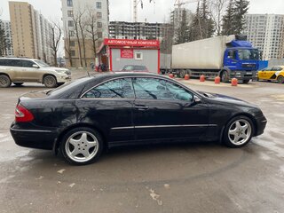 2002 Mercedes-Benz CLK-Класс 240 II (W209), чёрный, 850000 рублей, вид 5