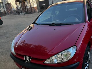 2008 Peugeot 206, красный, 320000 рублей, вид 2