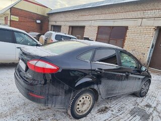 2016 Ford Fiesta Mk6 Рестайлинг, чёрный, 650000 рублей, вид 3