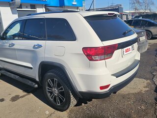 2011 Jeep Grand Cherokee IV (WK2), белый, 1550000 рублей, вид 4