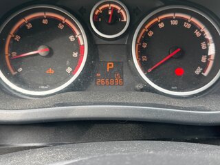 2008 Opel Corsa D, жёлтый, 330000 рублей, вид 5
