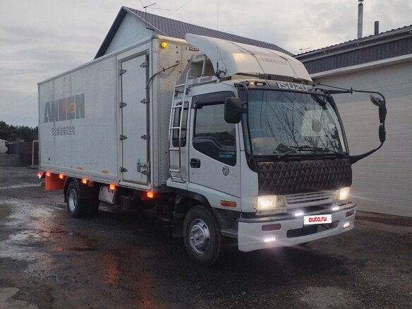 1996 Isuzu Forward (F-Series), белый, 1900000 рублей