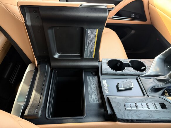 2023 Lexus LX 600 IV, чёрный, 14400000 рублей - вид 20