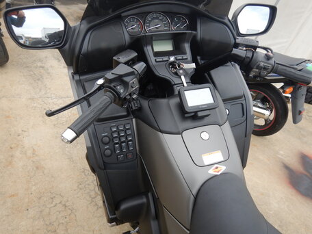 2016 Honda GL 1800 Gold Wing, серый, 1500000 рублей, вид 5