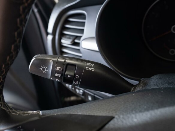 2019 Kia Rio IV, серый, 1520000 рублей - вид 15
