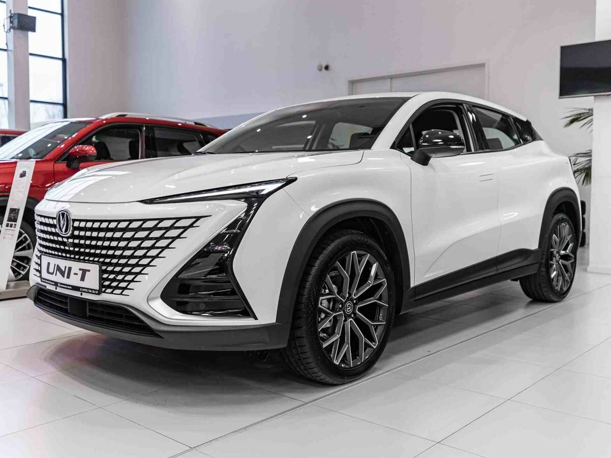 Открыть фотографии: Changan UNI-T I