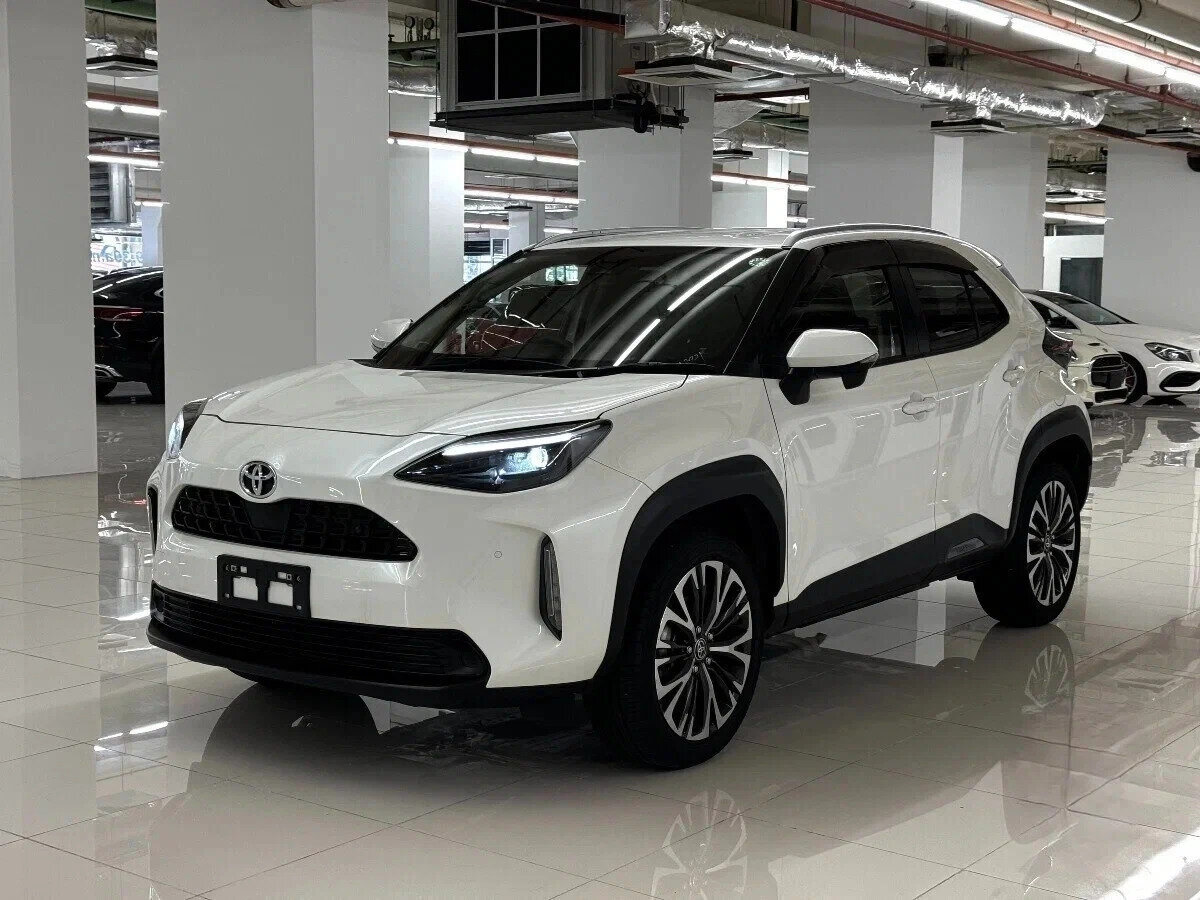 Открыть фотографии: Toyota Yaris Cross I