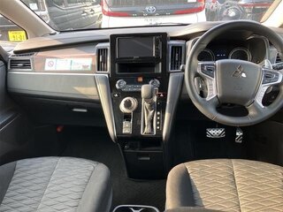 2023 Mitsubishi Delica D:5 I Рестайлинг, чёрный, 2428000 рублей, вид 5