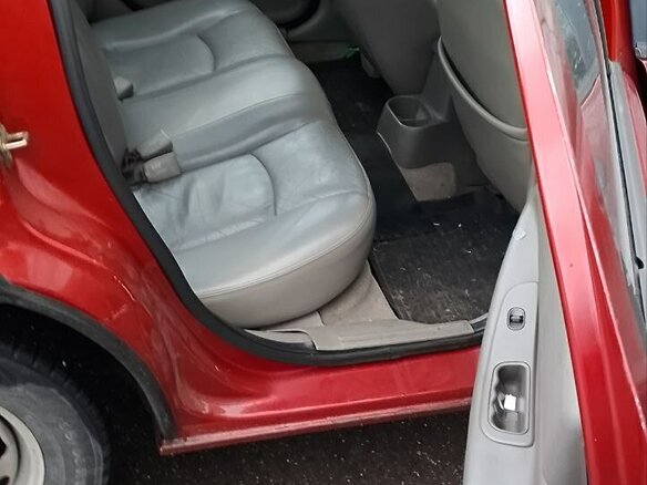 2004 Dodge Stratus II Рестайлинг, пурпурный, 400000 рублей - вид 5