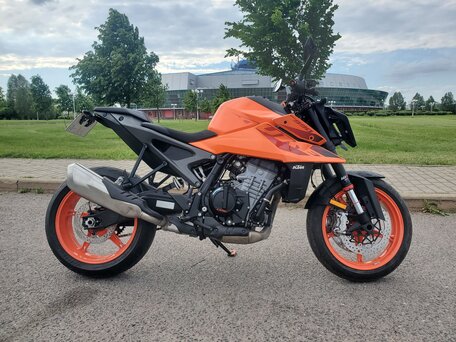 2024 KTM 990 Duke, оранжевый, 860000 рублей, вид 2