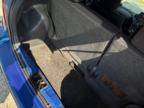 2000 Toyota Vitz I (P10), синий, 500000 рублей - вид 33