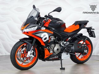 2022 Aprilia Tuono 660, красный, 975000 рублей, вид 3
