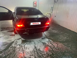 1999 Mercedes-Benz S-Класс 430 Long IV (W220), чёрный, 395000 рублей, вид 2