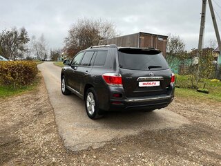 2013 Toyota Highlander II (XU40) Рестайлинг, серый, 1900000 рублей, вид 5