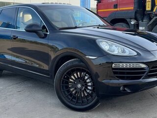 2010 Porsche Cayenne S Hybrid II (958), чёрный, 1545000 рублей, вид 5