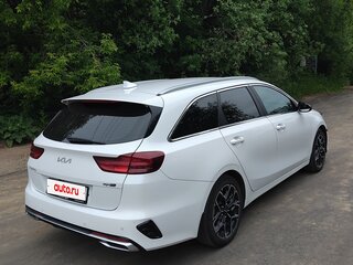2021 Kia Ceed III Рестайлинг, белый, 2400000 рублей, вид 4