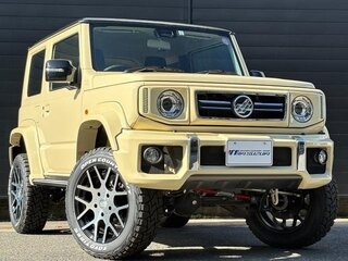 2023 Suzuki Jimny Sierra IV, бежевый, 1810000 рублей, вид 2