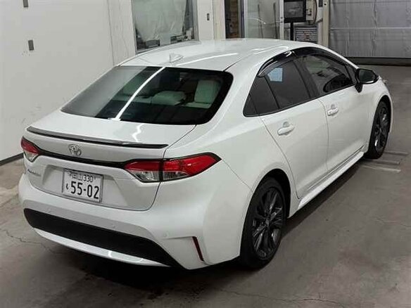 2024 Toyota Corolla XII (E210) Рестайлинг, белый, 1339000 рублей - вид 3