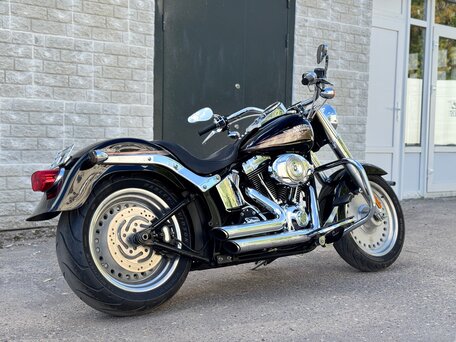 2008 Harley-Davidson Fat Boy, чёрный, 850000 рублей, вид 5