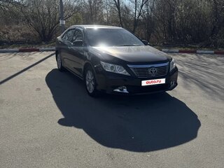 2013 Toyota Camry VII (XV50), чёрный, 1420000 рублей, вид 2