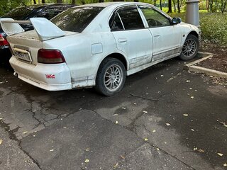 2000 Mitsubishi Galant VIII Рестайлинг, белый, 130000 рублей, вид 5
