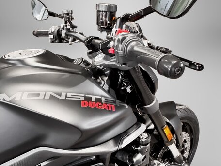2023 Ducati Monster 937, чёрный, 1290000 рублей, вид 3