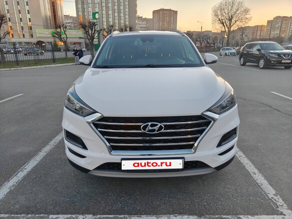 2019 Hyundai Tucson III Рестайлинг, белый, 2350000 рублей - вид 2