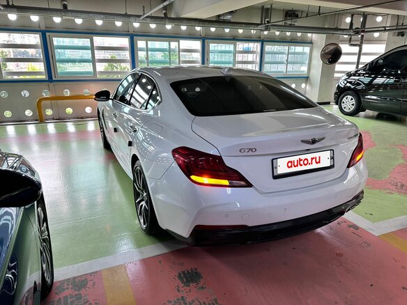 2019 Genesis G70 I, белый, 3250000 рублей - вид 5