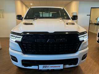 2025 Ram 1500 Crew Cab V Рестайлинг, белый, 9400000 рублей, вид 2