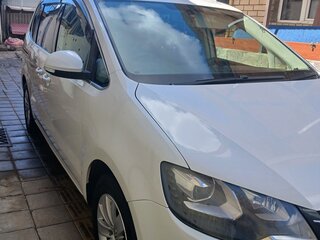 2012 Volkswagen Sharan II, белый, 1500000 рублей, вид 5