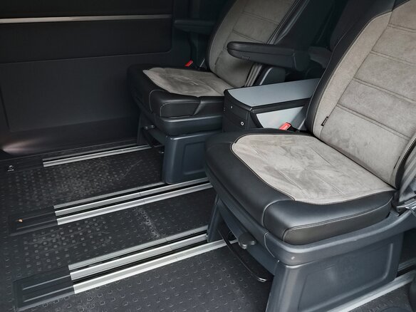 2021 Volkswagen Multivan T6 Рестайлинг, чёрный, 7850000 рублей - вид 11