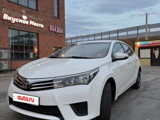 2014 Toyota Corolla XI (E160, E170, E180), белый, 1100000 рублей, вид 1