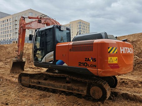 2021 Hitachi ZX210, оранжевый, 8500000 рублей, вид 3
