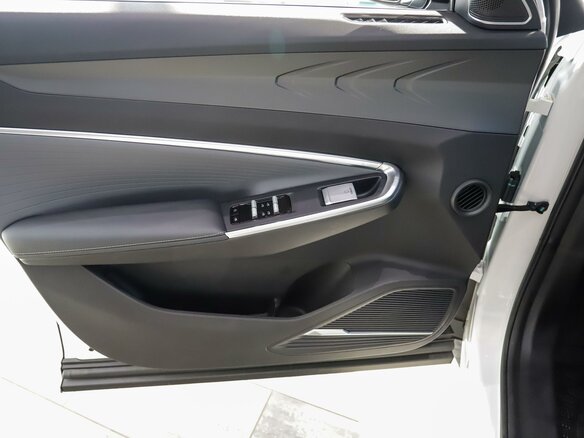 2026 Geely Cityray, белый - вид 10