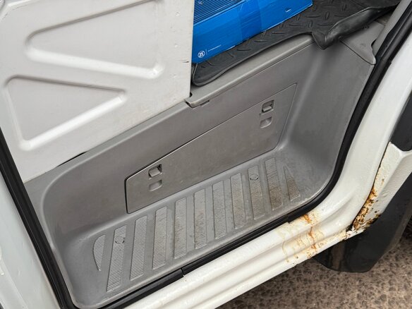 2010 Mercedes-Benz Sprinter, белый, 1550000 рублей - вид 7