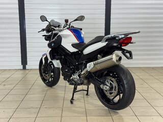 2011 BMW F 800 R, белый, 555000 рублей, вид 5